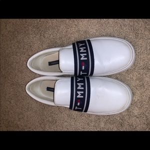 Tommy Hilfiger shoes size 6